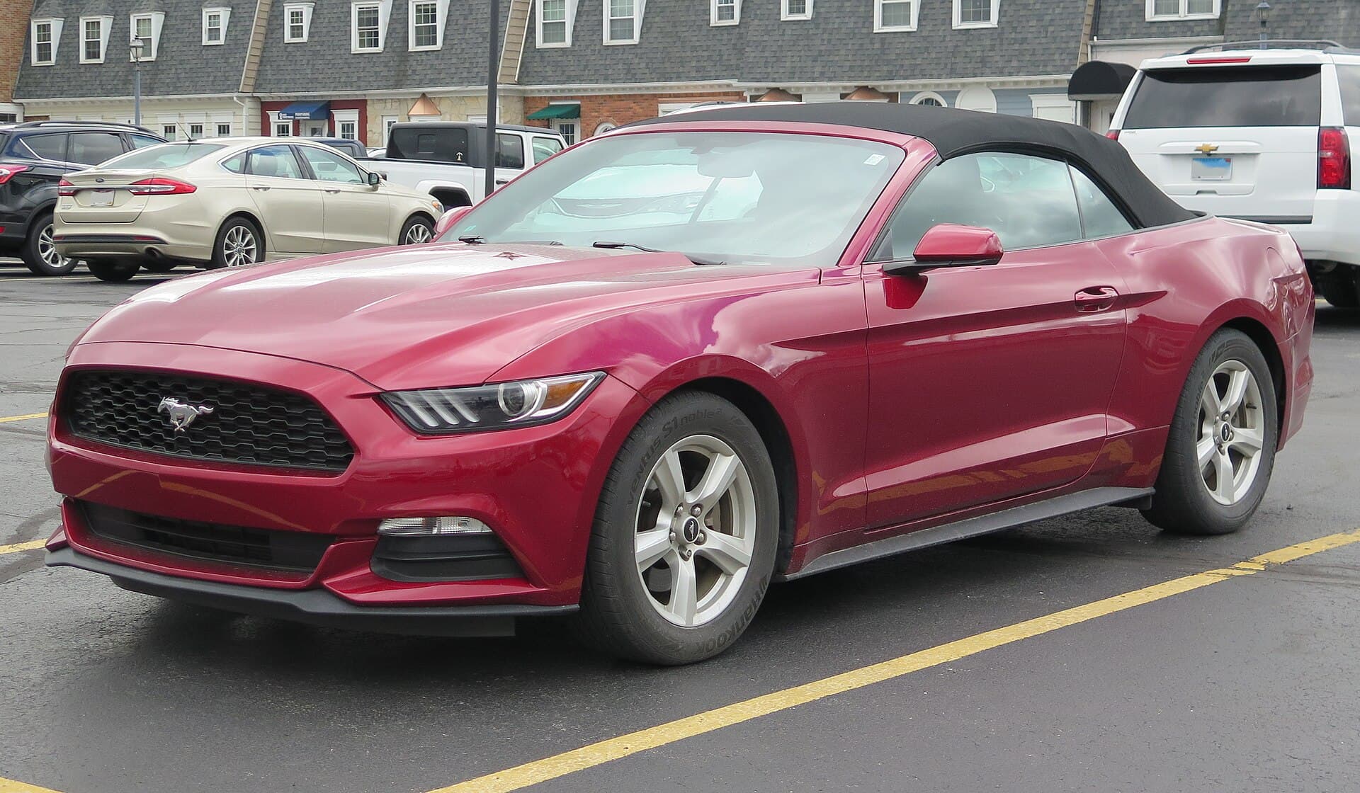 2021 Ford Mustang Convertible in Race Red — photograph 3 of 6
