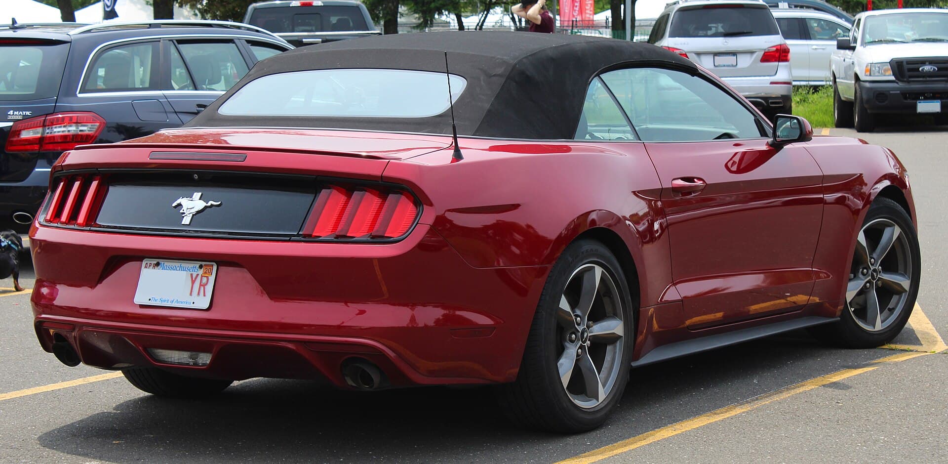 2021 Ford Mustang Convertible in Race Red — photograph 5 of 6