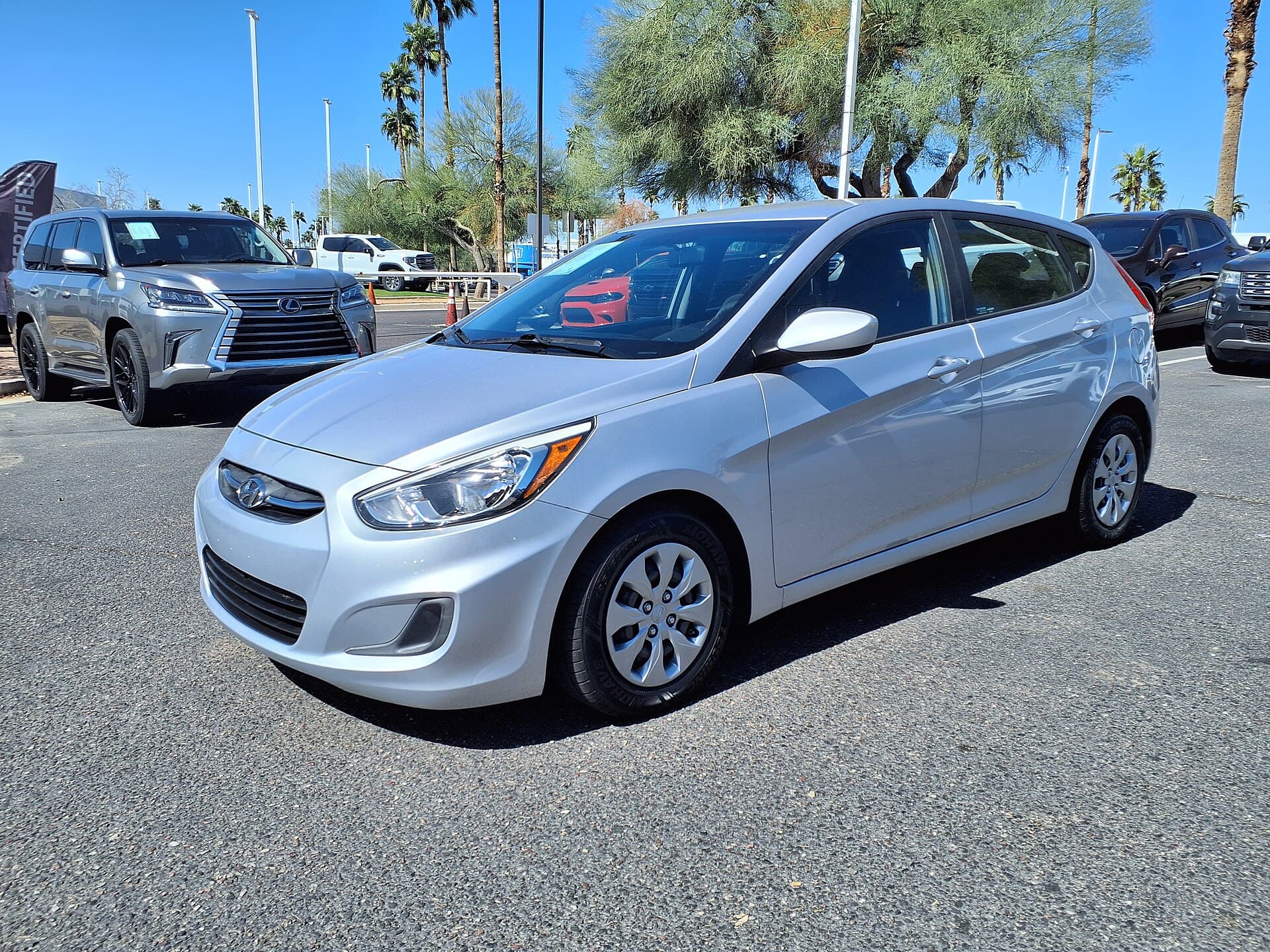 2016 Hyundai Accent in Pacific Blue — photograph 5 of 6