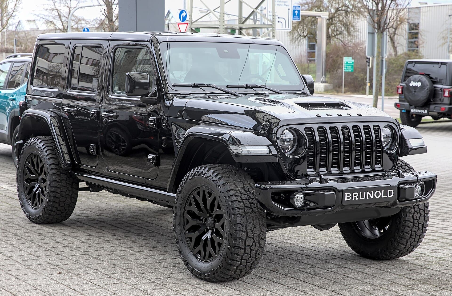 2022 Jeep Wrangler in Black — photograph 3 of 5