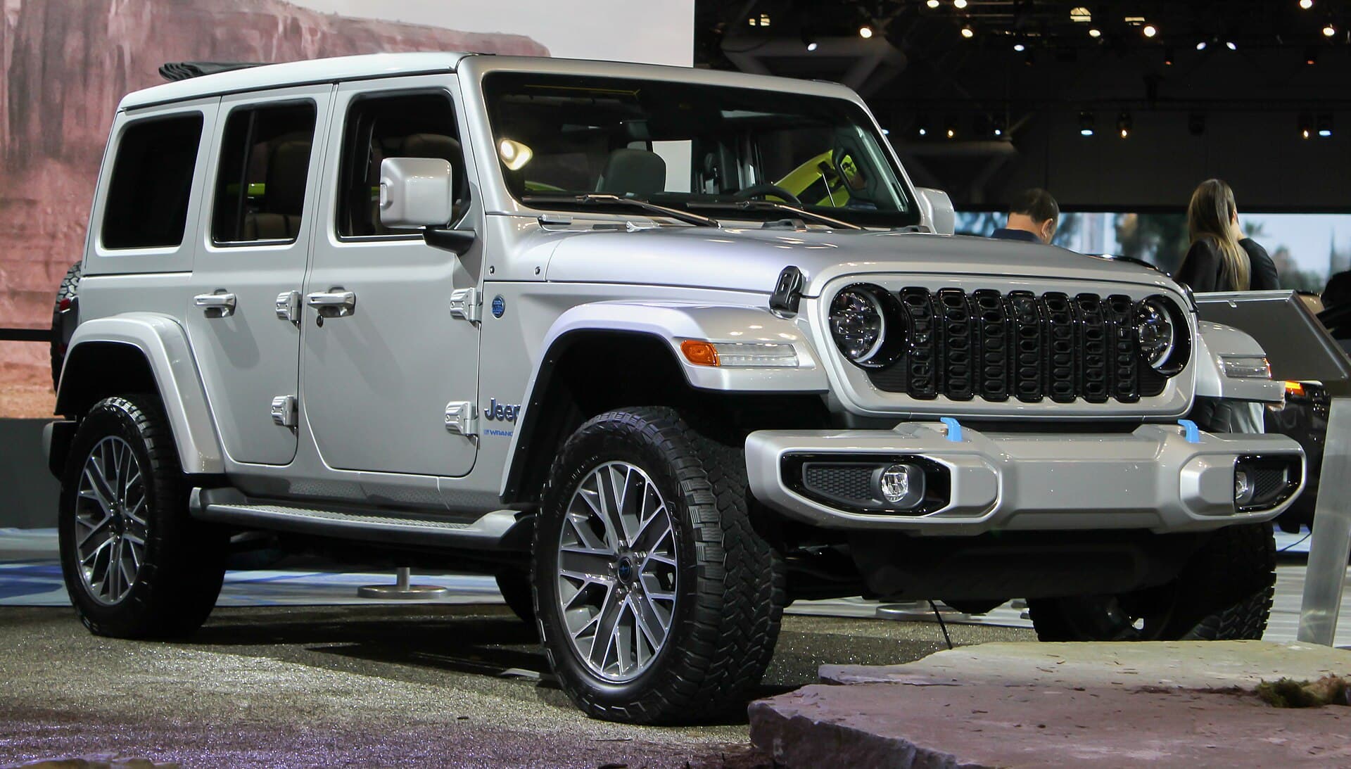 2022 Jeep Wrangler in Bright White — photograph 3 of 6
