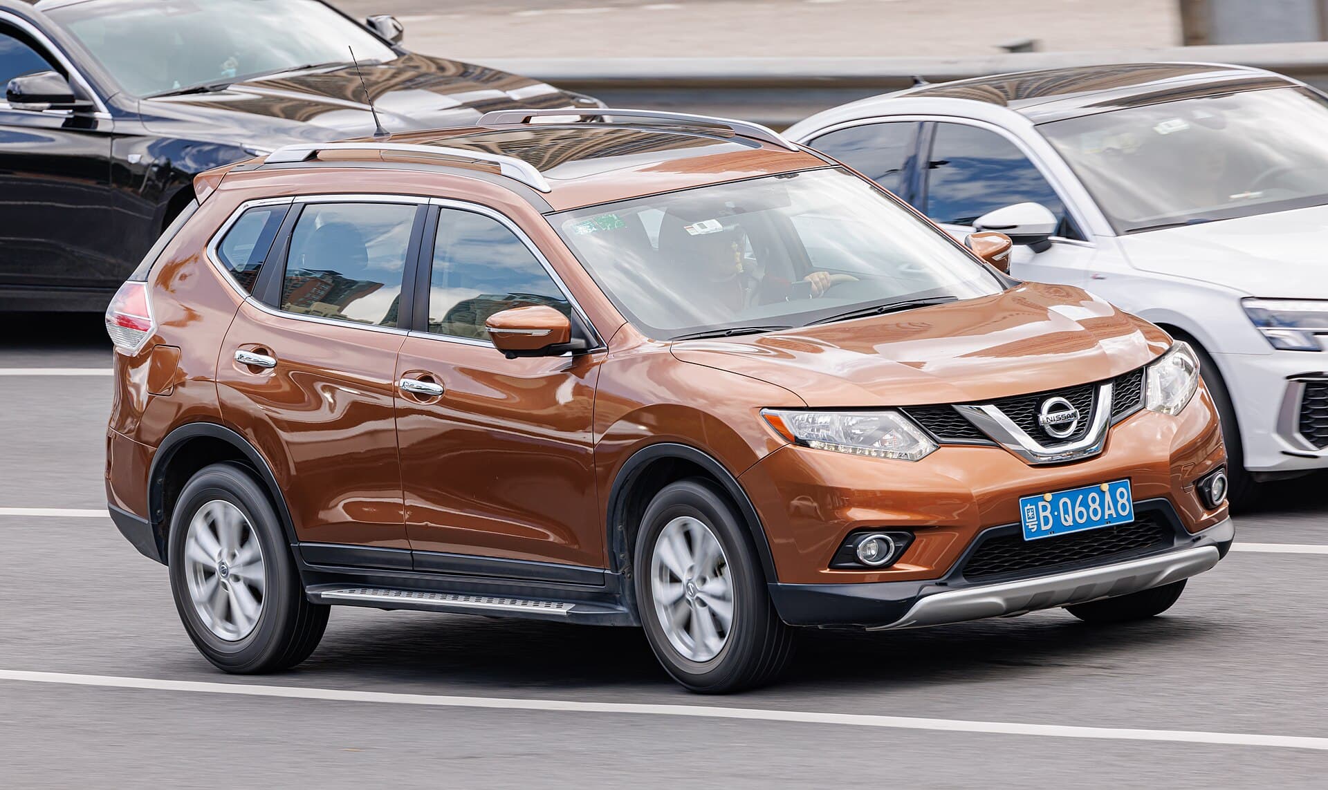 2019 Nissan X-Trail in Copper Blaze — photograph 5 of 6