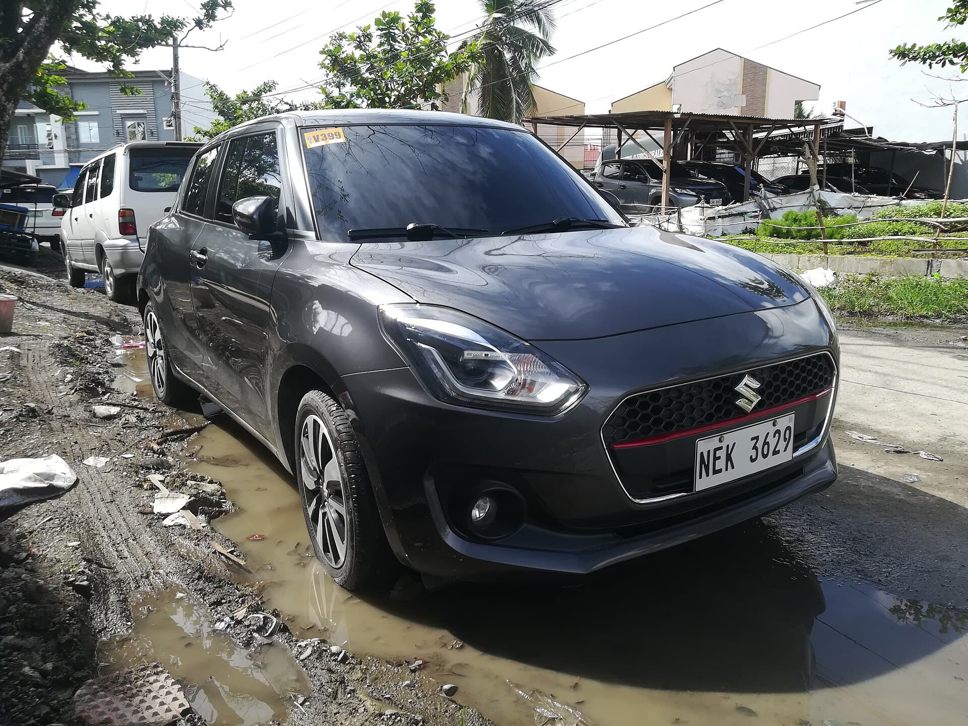 2020 Suzuki Swift in Mineral Grey — photograph 6 of 6