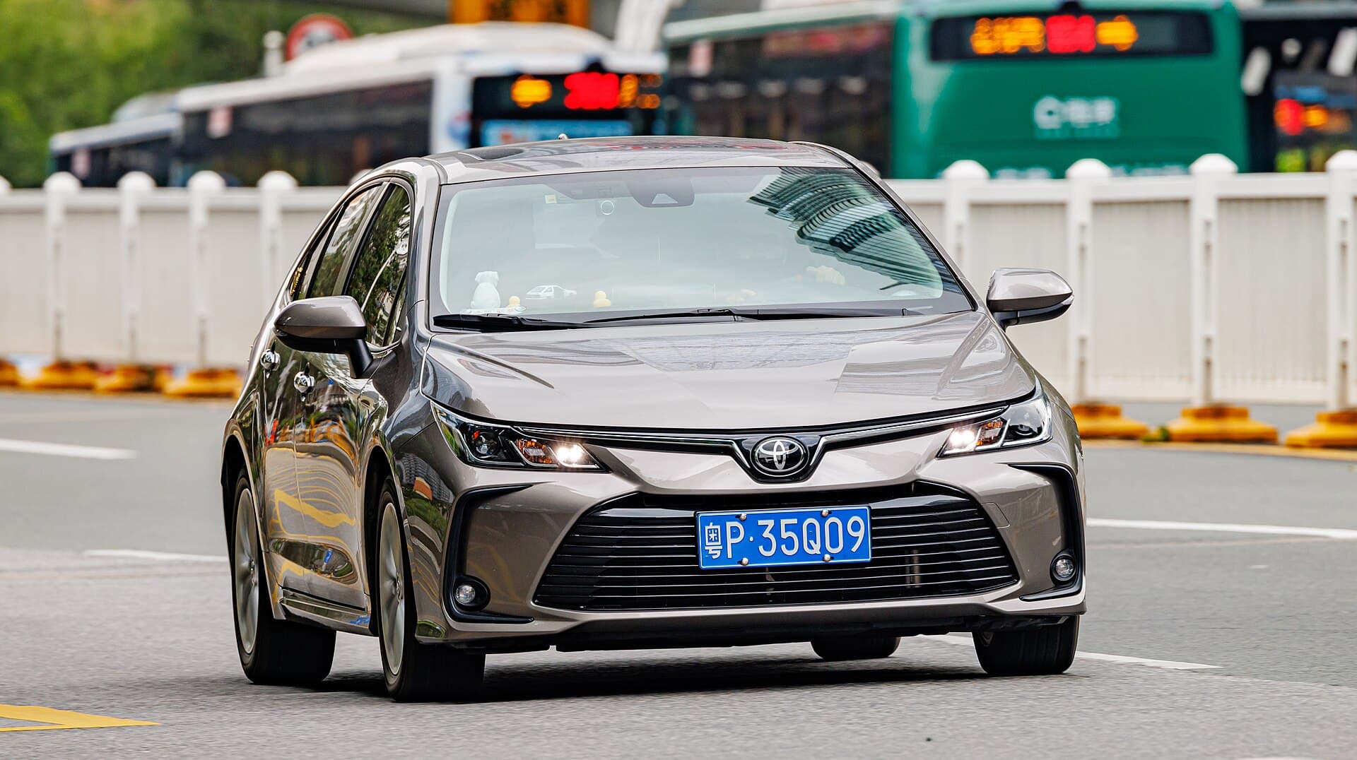 2021 Toyota Corolla in Classic Silver — photograph 6 of 6