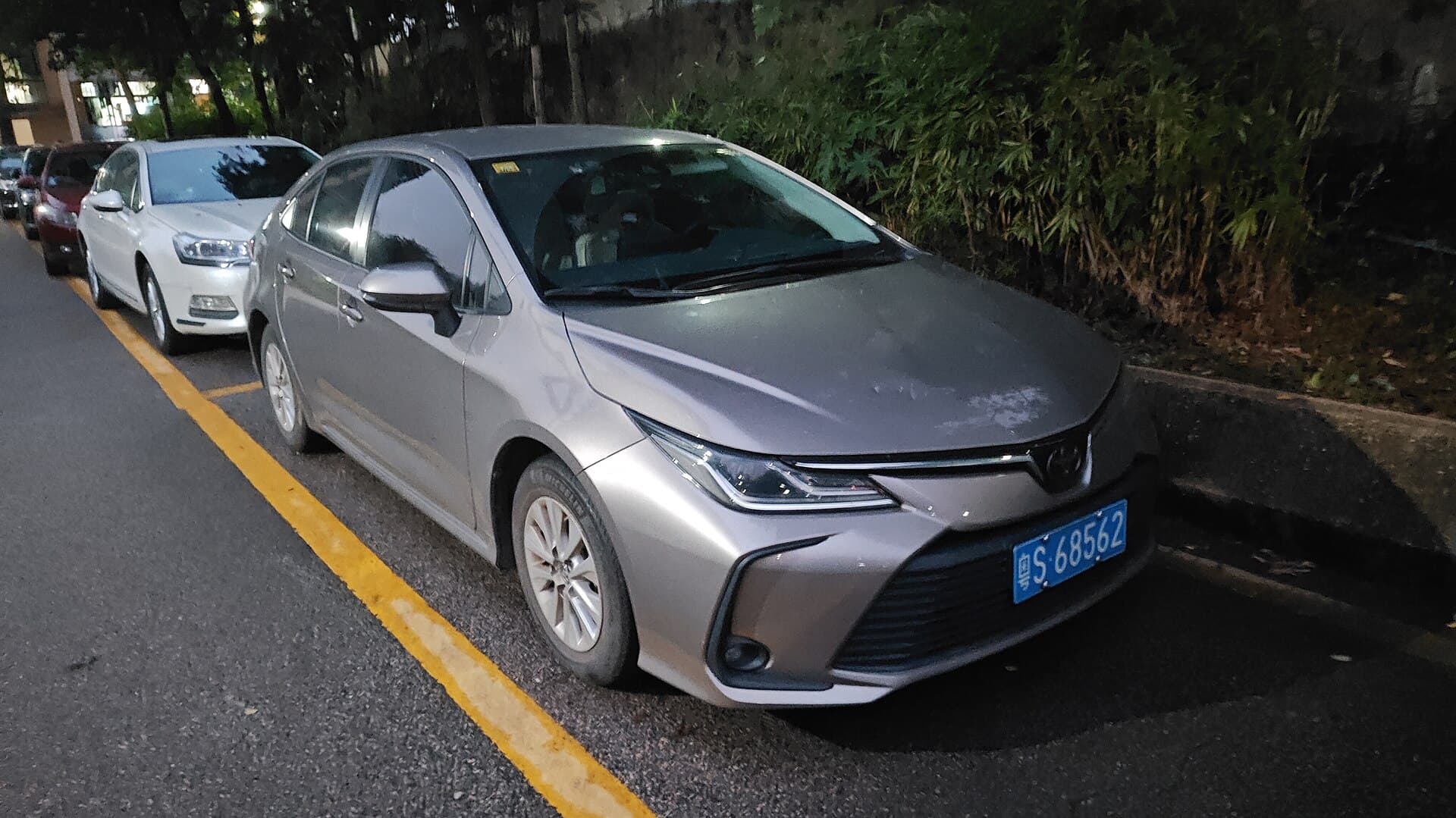 2021 Toyota Corolla in Classic Silver — photograph 3 of 6