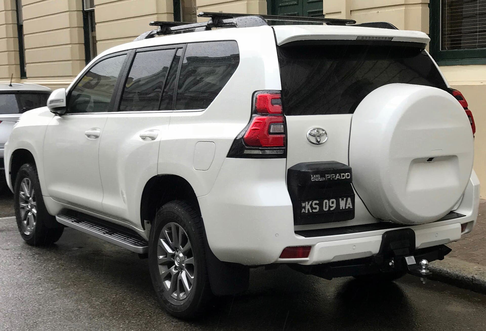 2021 Toyota Land Cruiser Prado in Pearl White — photograph 6 of 6