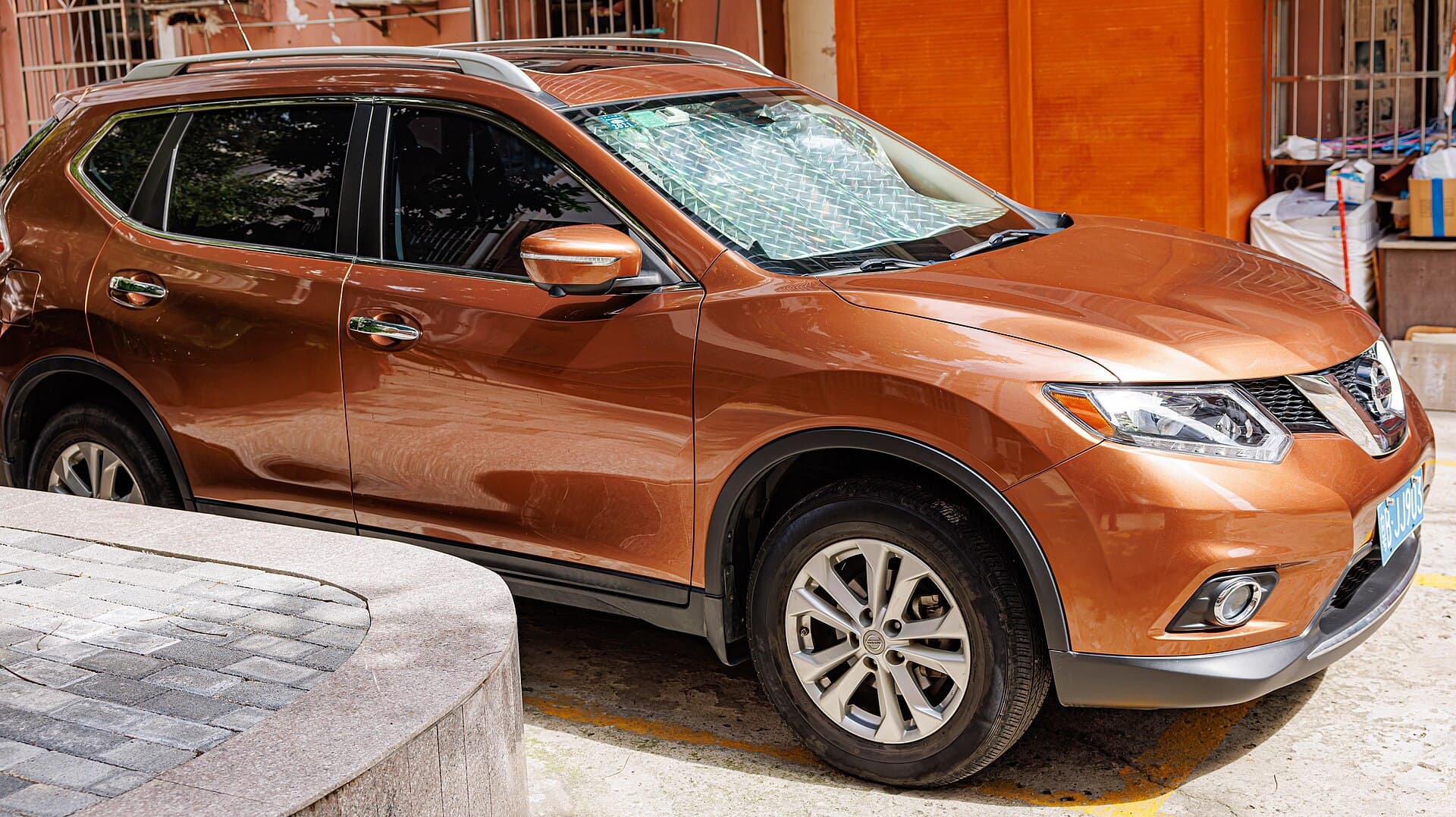 2019 Nissan X-Trail in Copper Blaze